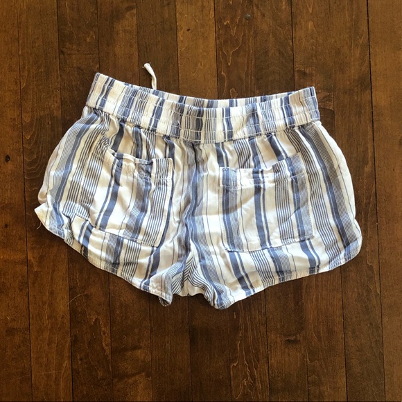 Comfy So Shorts - Picture 2 of 3